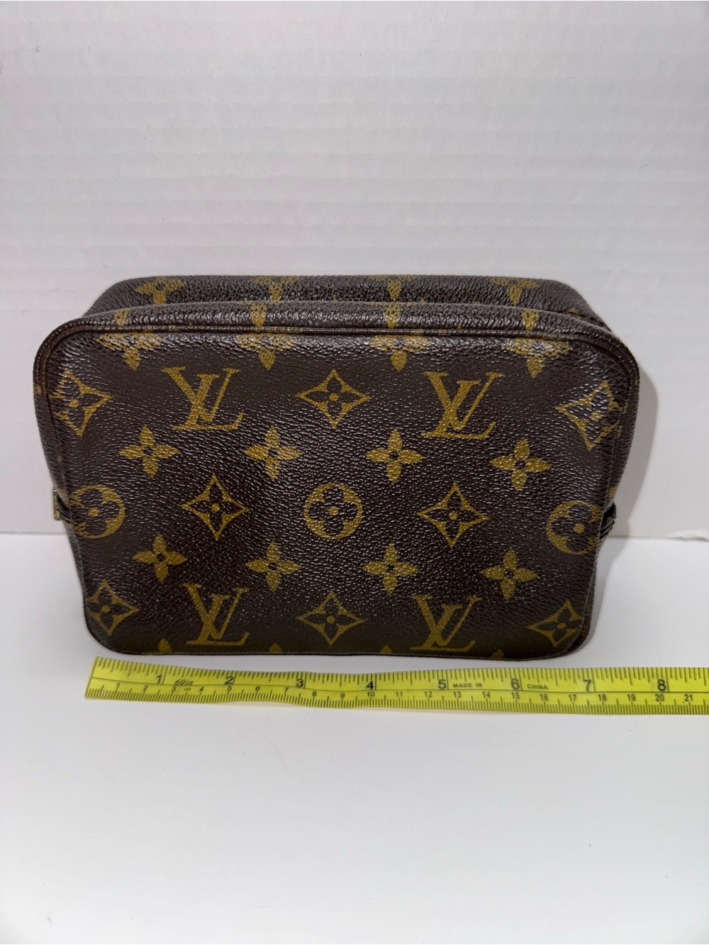 Louis Vuitton Men’s Brown Monogram Canvas Trousse 18cm